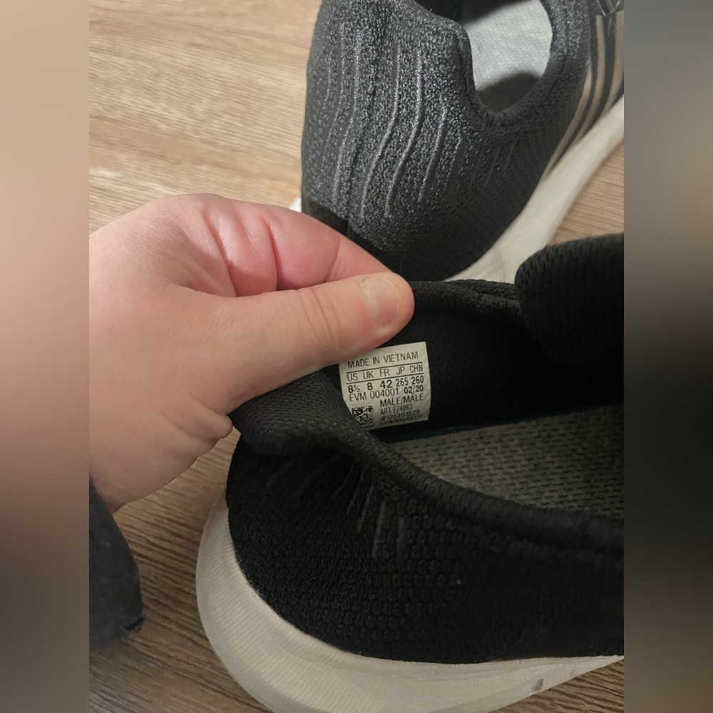 Women’s Adidas Swift Run - Picture 5 of 5
